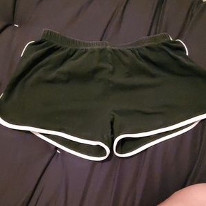 High waisted stretch shorts